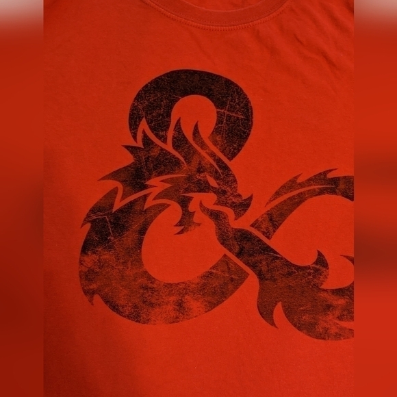 DUNGEONS and dragons graphic tee - Picture 2 of 5